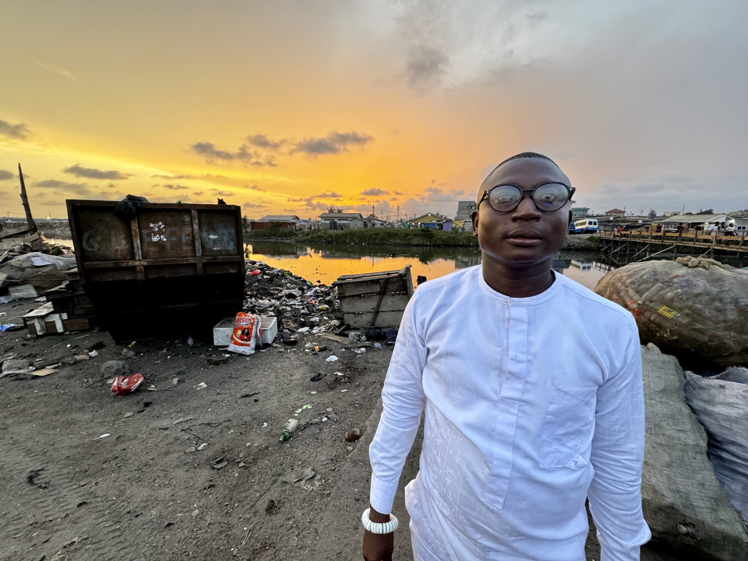 In the densely populated community of Chockor, Accra, people are pressing the government to remove garbage which is overwhelming their community